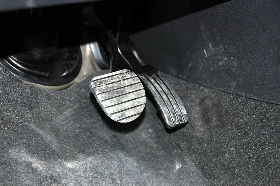 2012款 古贝2.0T 豪华导航版 空间