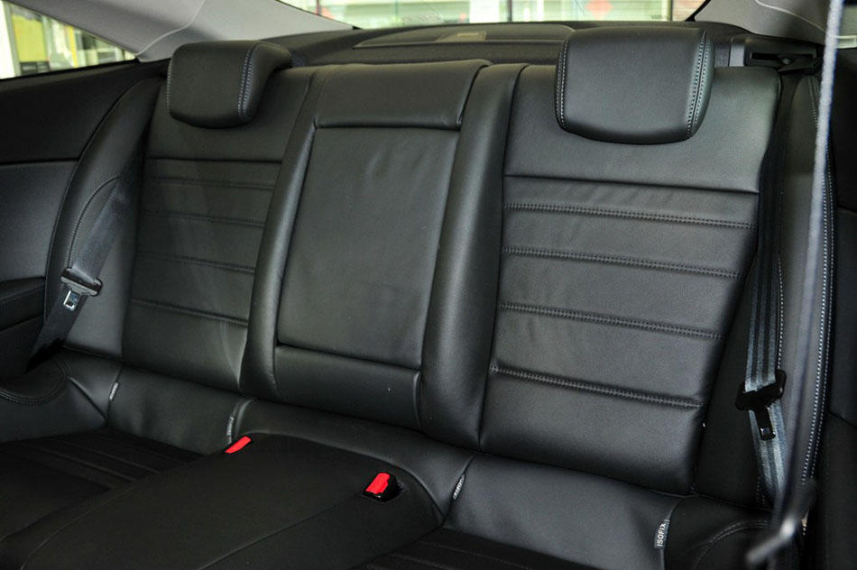 2012款 古贝2.0T 豪华导航版 空间