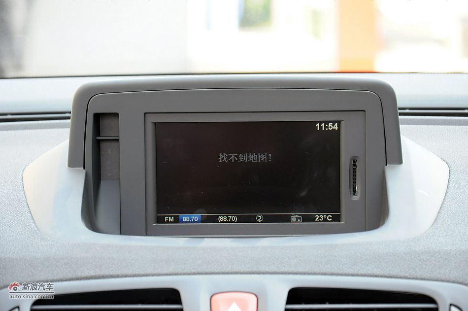 2011款梅甘娜CC实拍