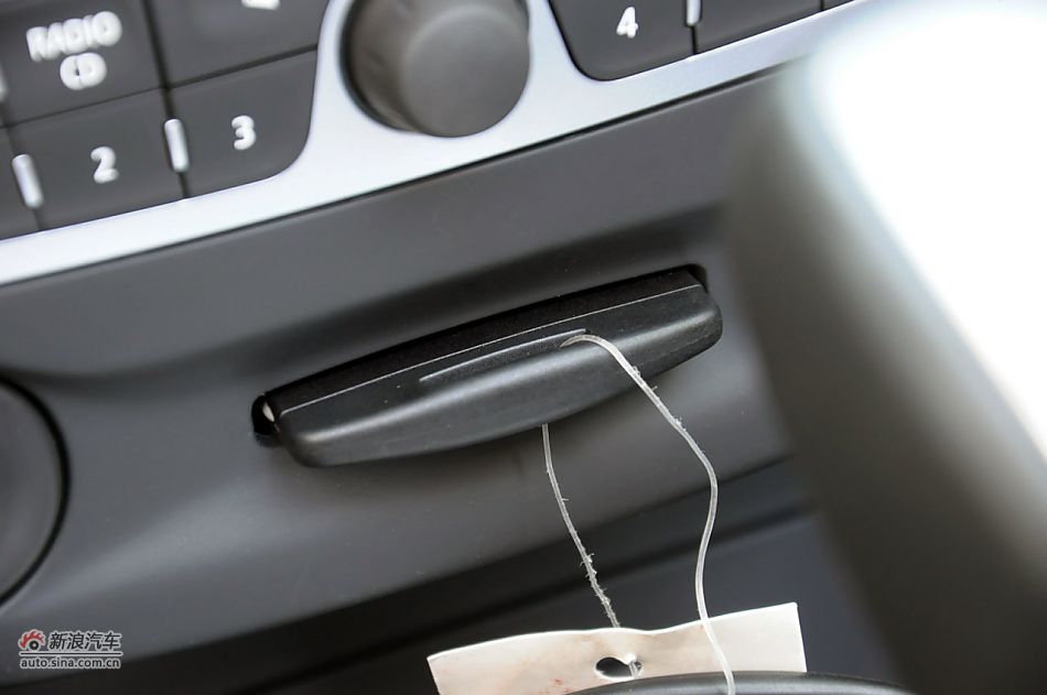 2011款梅甘娜CC实拍