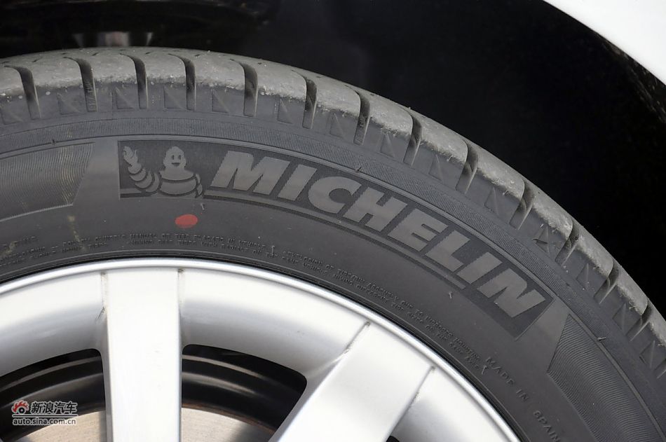 2011款梅甘娜CC实拍