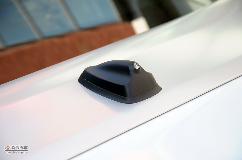 2011款梅甘娜CC实拍