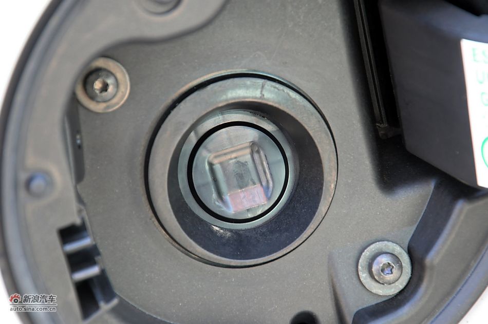 2011款梅甘娜CC实拍