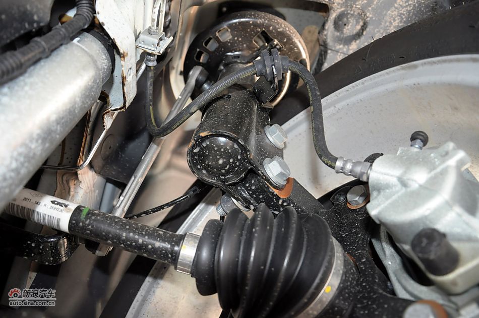 2011款梅甘娜CC实拍