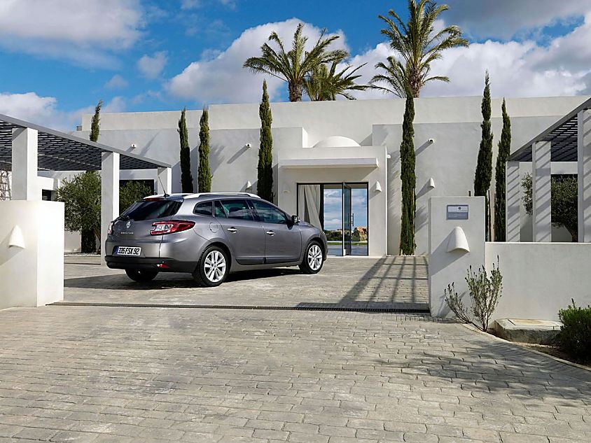 梅甘娜sport Tourer外观图片