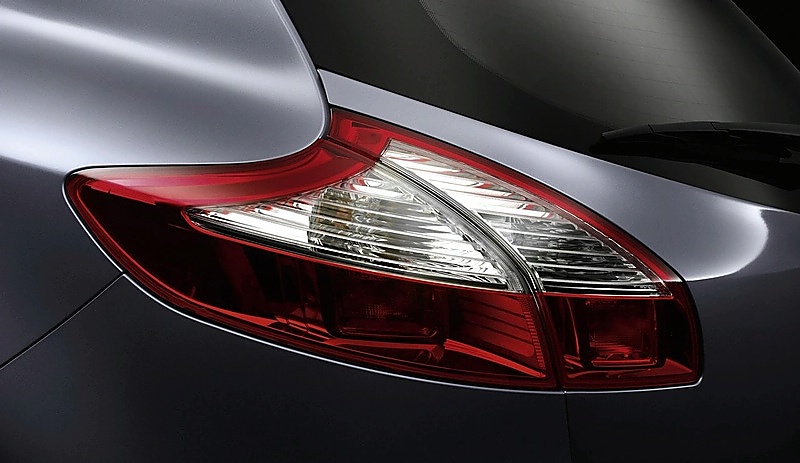 2009款雷诺梅甘娜外观资料图