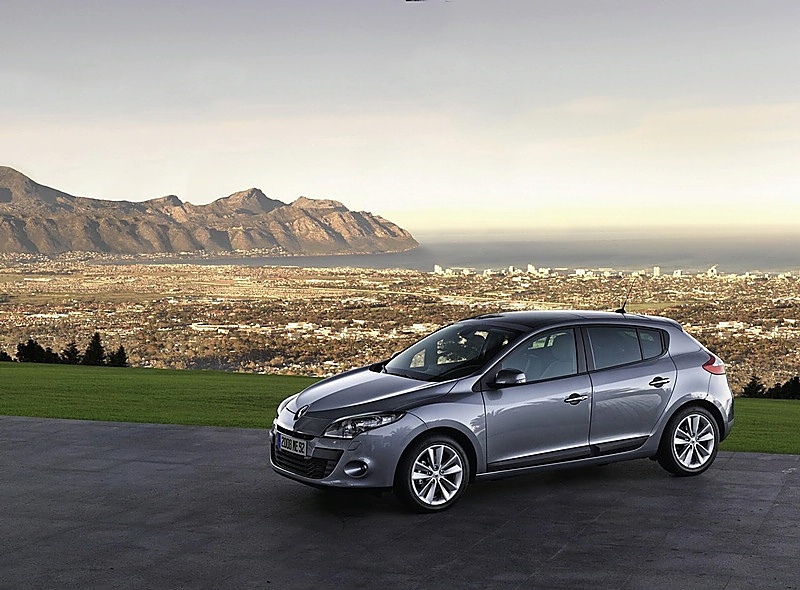 2009款雷诺梅甘娜外观资料图