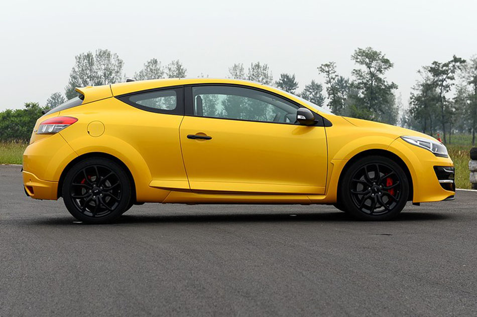 2014款 R.S. 2.0T 赛版 外观