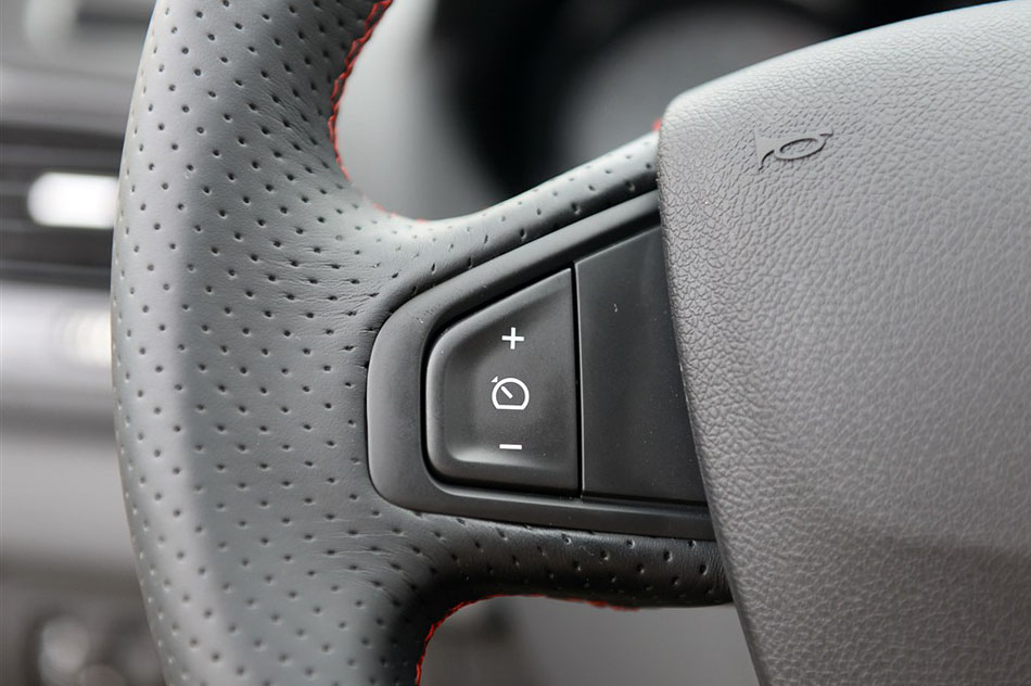 2014款 R.S. 2.0T 赛版 内饰