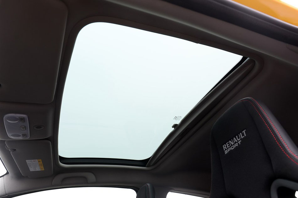 2014款 R.S. 2.0T 赛版 座椅空间