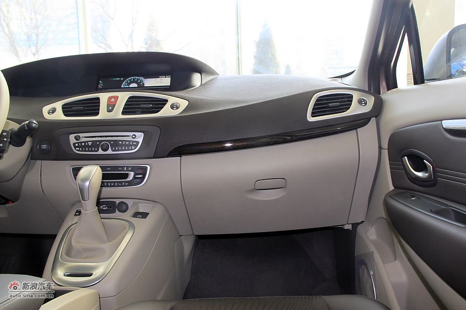 2011款风景高清到店实拍