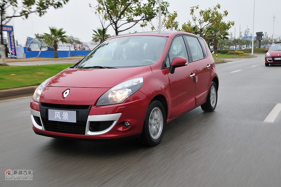 试驾2011款雷诺风景