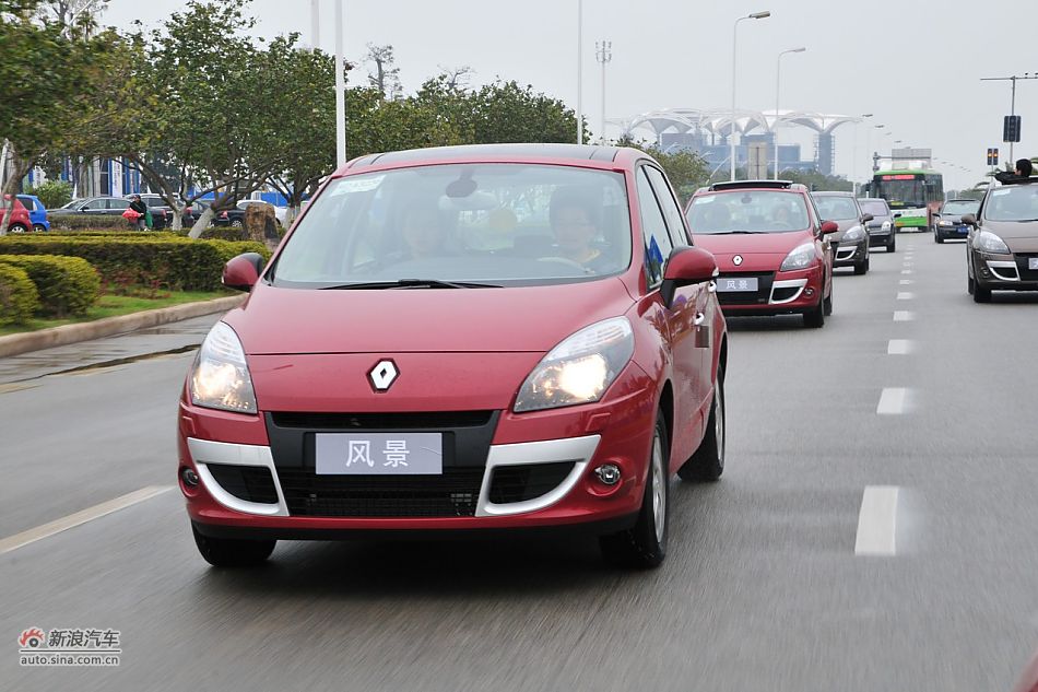 试驾2011款雷诺风景