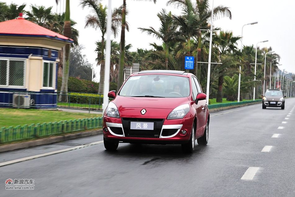 试驾2011款雷诺风景