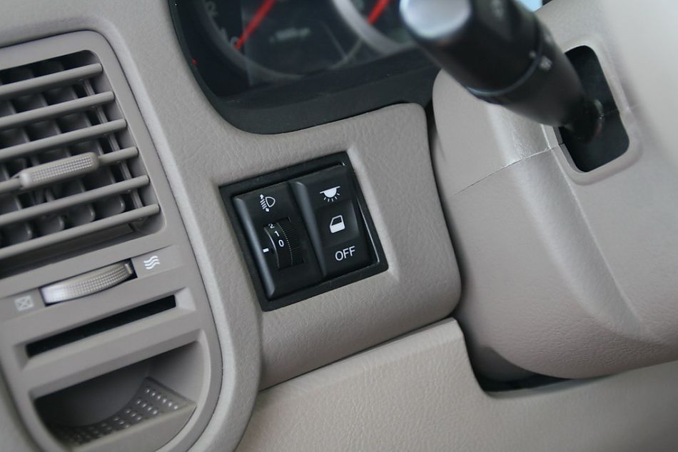 东风悦达起亚嘉华内饰