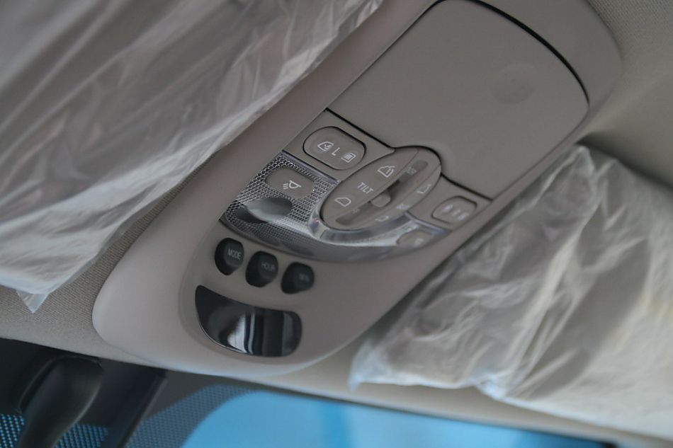 东风悦达起亚嘉华内饰