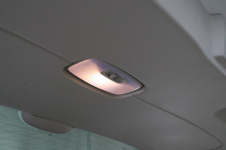 东风悦达起亚嘉华内饰