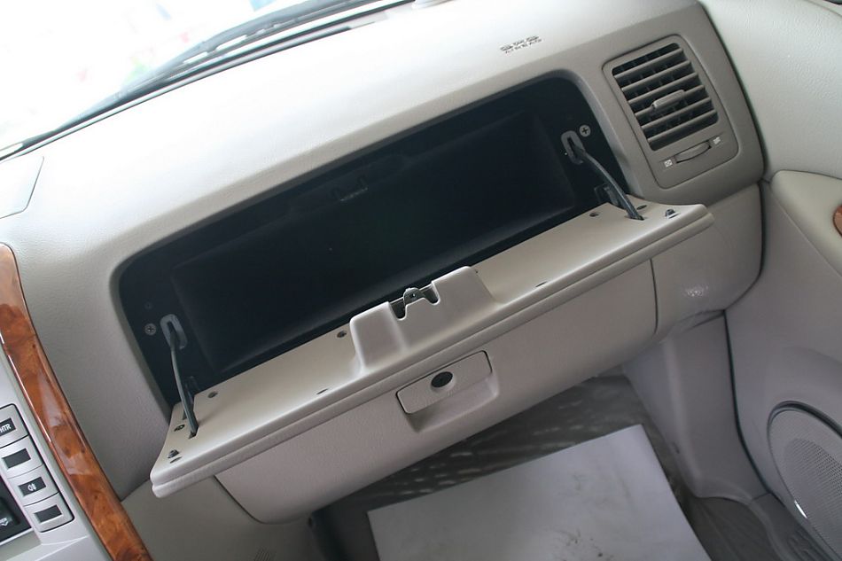 东风悦达起亚嘉华内饰