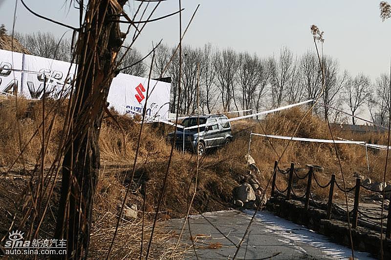 吉姆尼越野表现