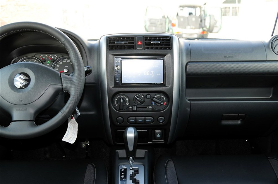 2012款吉姆尼1.3L自动Mode3导航版