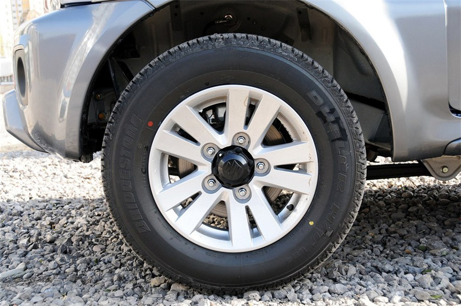 2012款吉姆尼1.3L自动Mode3导航版