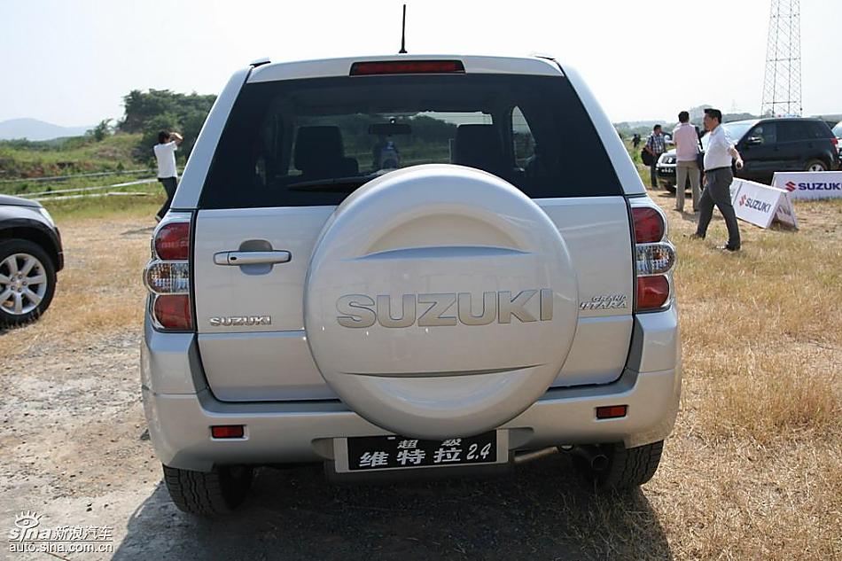 新超级维特拉2.4L三门版