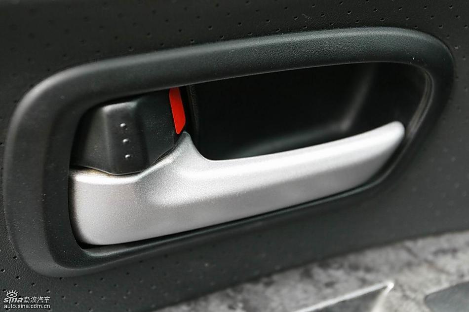 铃木超级维特拉实拍