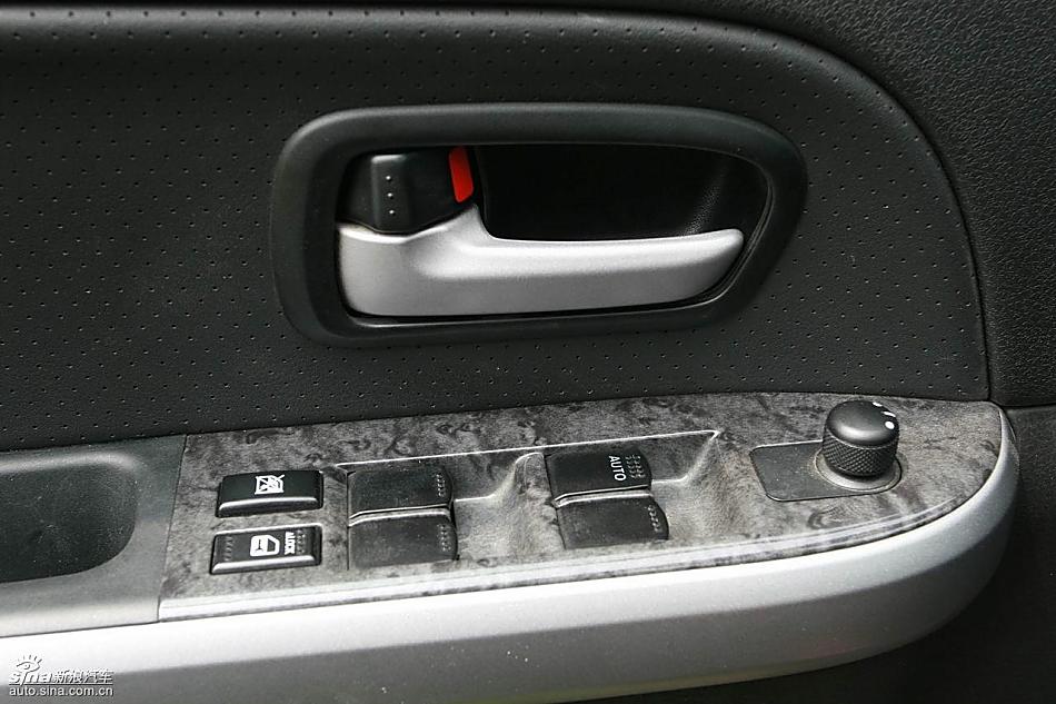 铃木超级维特拉实拍