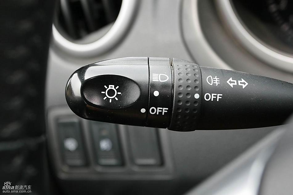 铃木超级维特拉实拍