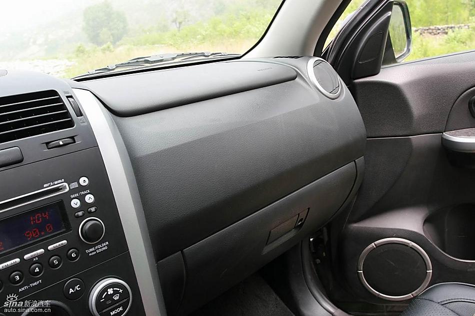 铃木超级维特拉实拍