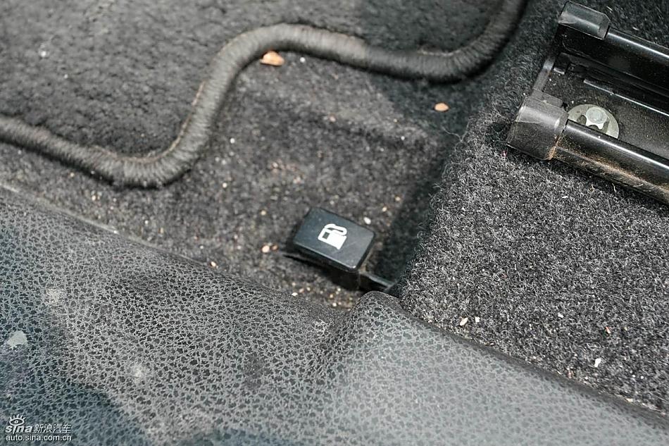 铃木超级维特拉实拍