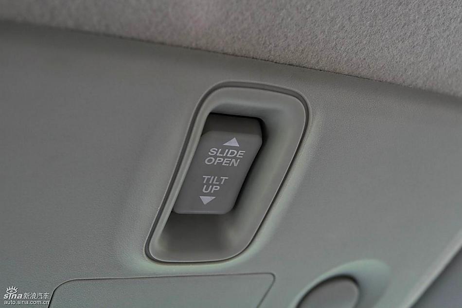 铃木超级维特拉实拍