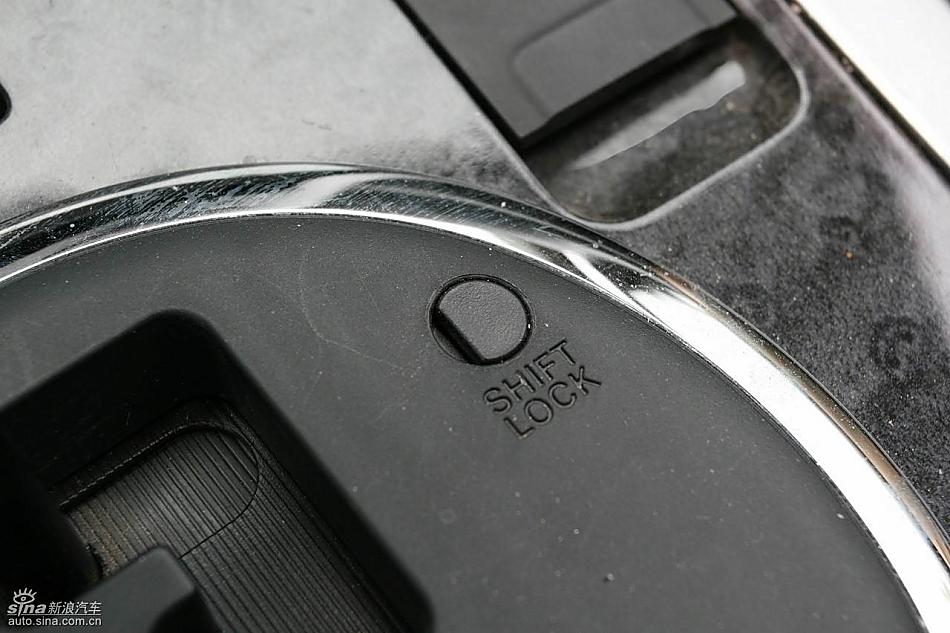 铃木超级维特拉实拍