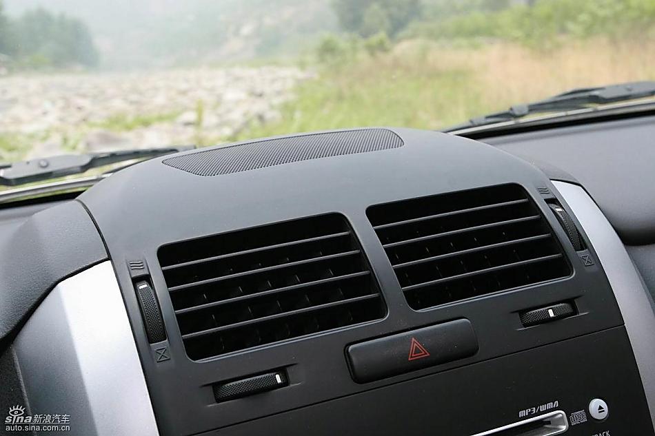 铃木超级维特拉实拍