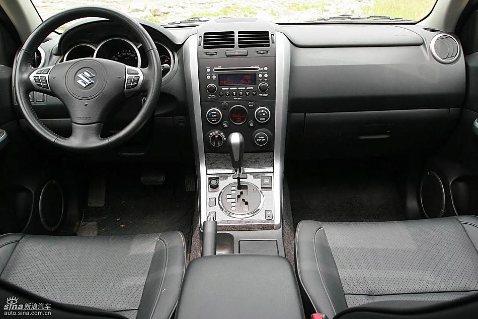 铃木超级维特拉实拍