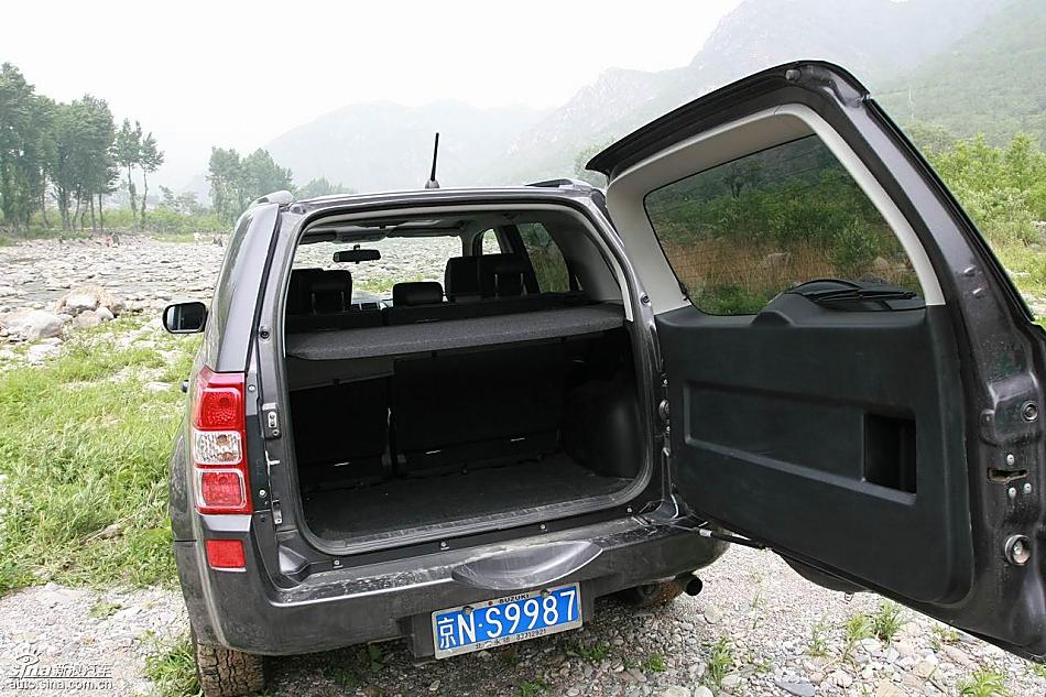 铃木超级维特拉实拍