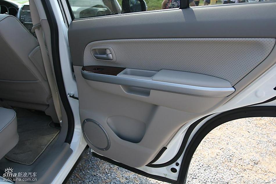 新超级维特拉2.4L五门版