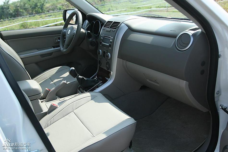 新超级维特拉2.4L五门版