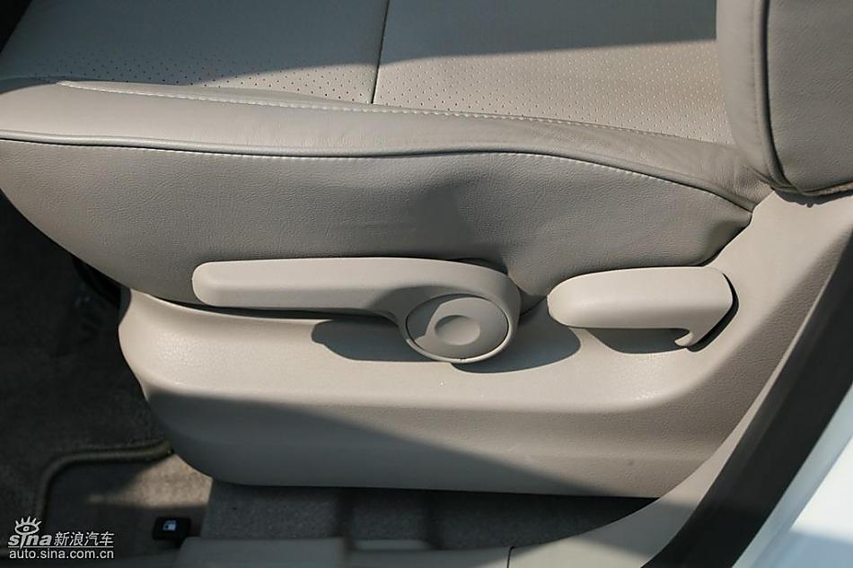 新超级维特拉2.4L五门版