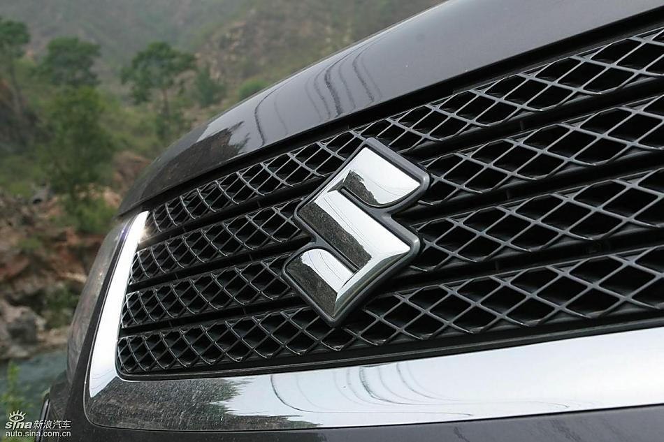 铃木超级维特拉实拍