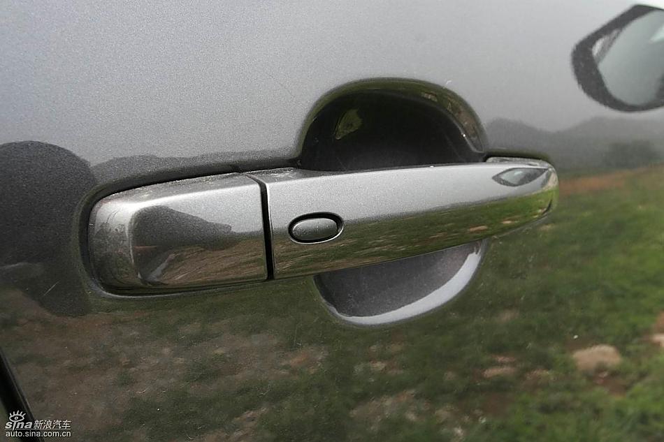 铃木超级维特拉实拍