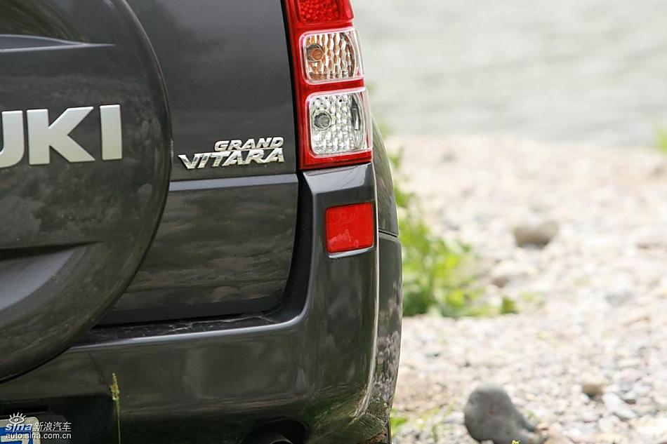 铃木超级维特拉实拍