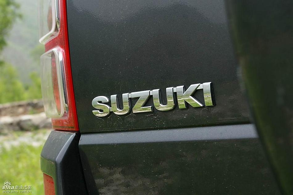 铃木超级维特拉实拍