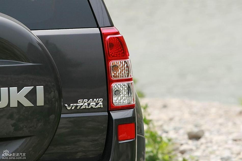 铃木超级维特拉实拍