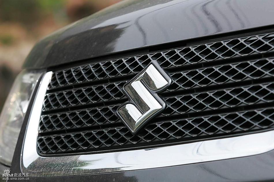 铃木超级维特拉实拍