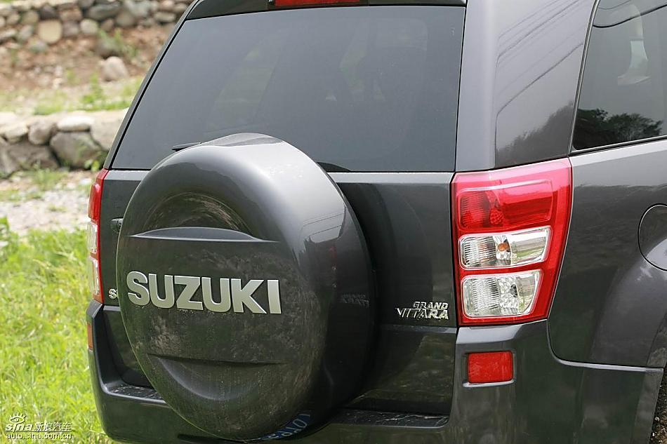 铃木超级维特拉实拍