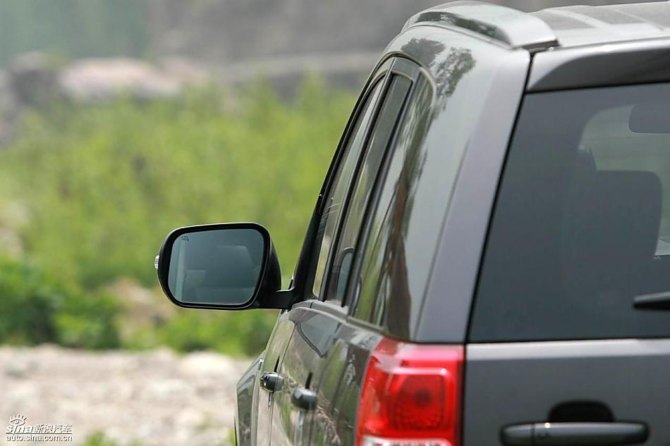 铃木超级维特拉实拍