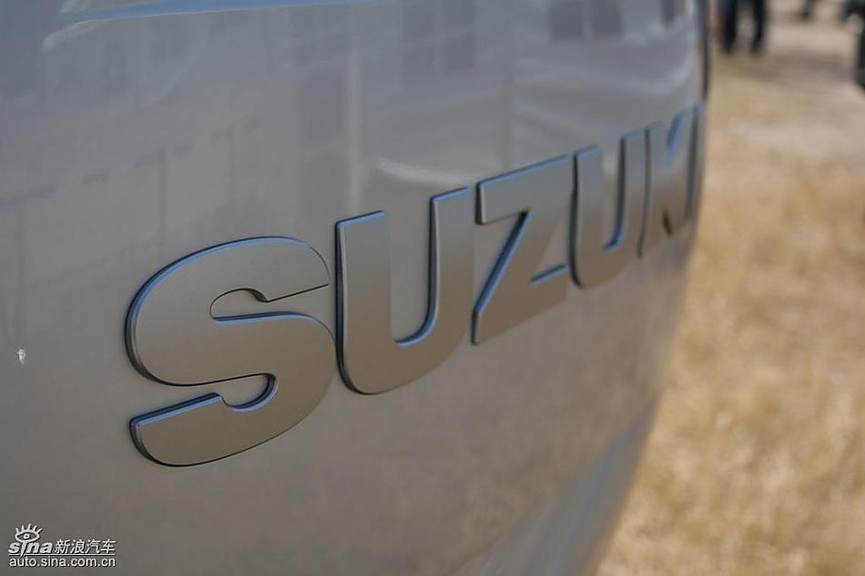 新超级维特拉2.4L三门版