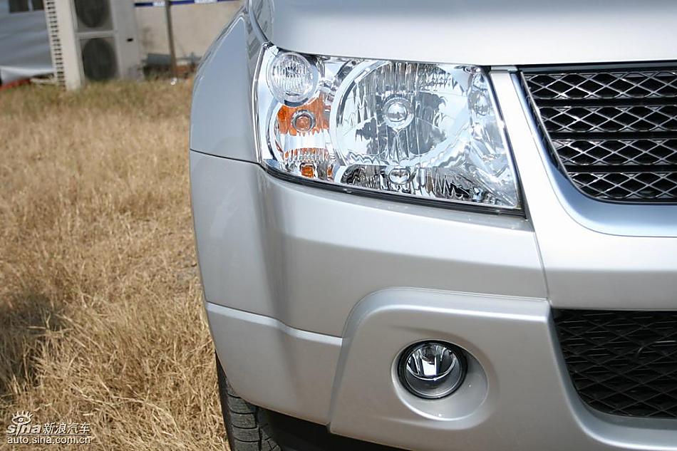 新超级维特拉2.4L三门版