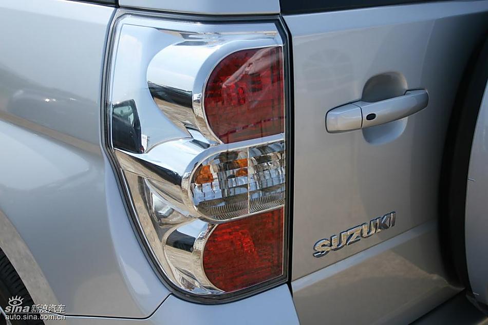 新超级维特拉2.4L三门版